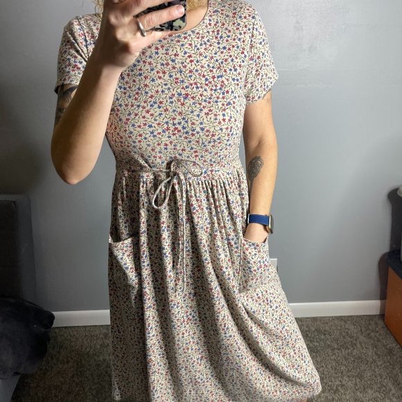 Bobbie Brooks Dresses & Skirts - VTG Bobbie Brooks Floral Tie Pocket Modest Dress
